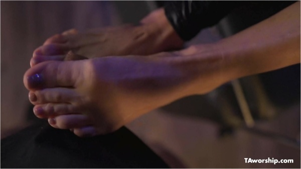TAWorship - Footjob by pornstar Jasmine Rouge